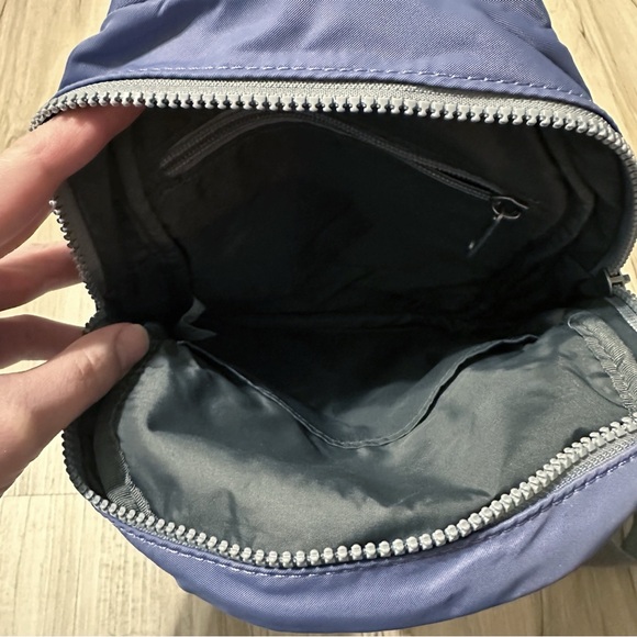 ORI London Willesden Sling Bag - Picture 2 of 6